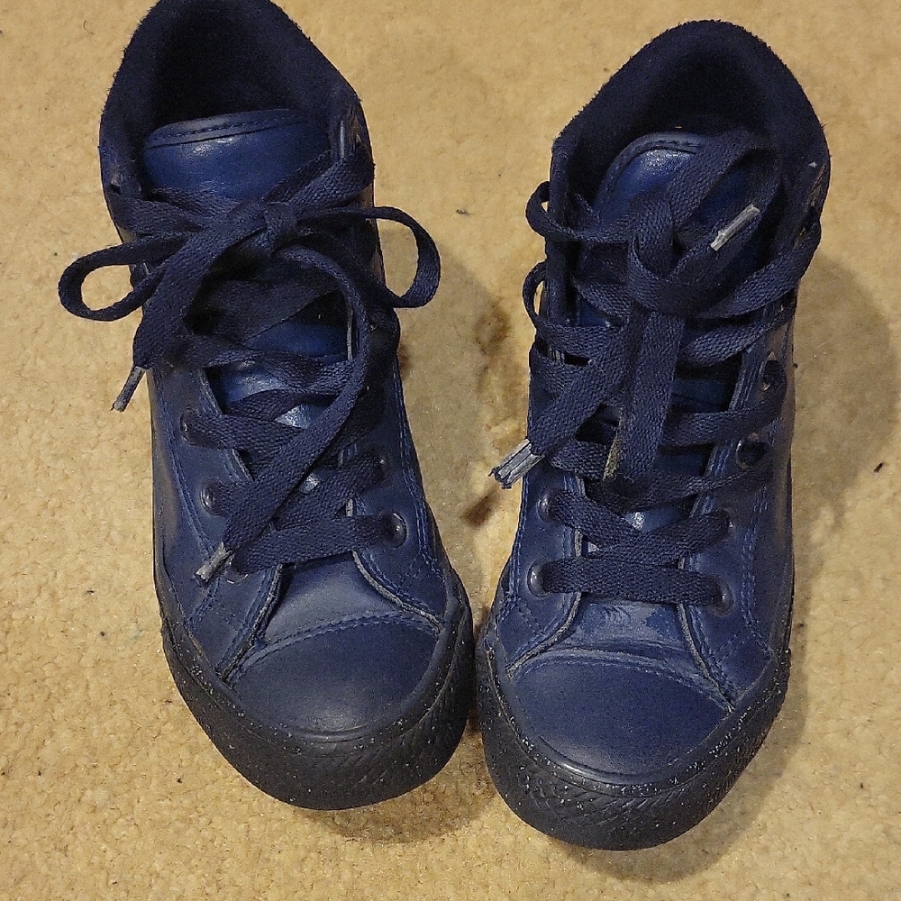 Converse Dark Blue High-Tops